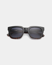 Load image into Gallery viewer, Nancy Black Sunglasses
